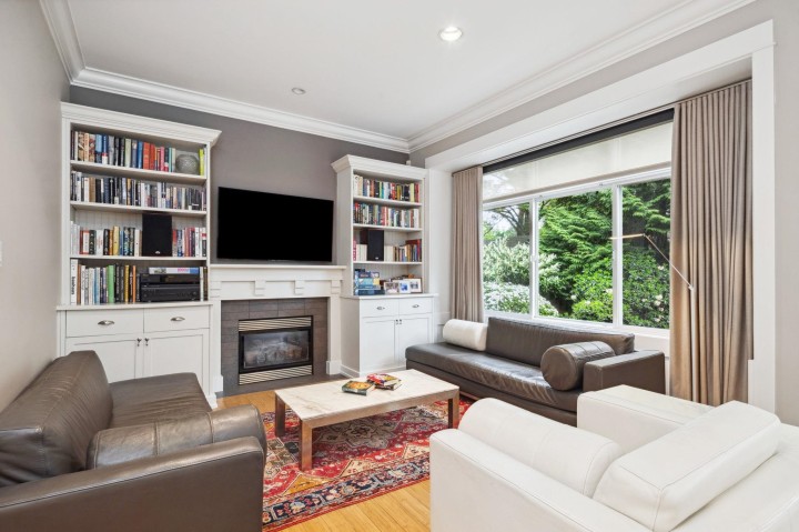 Photo 10 at 3322 W 40th Avenue, Dunbar, Vancouver West