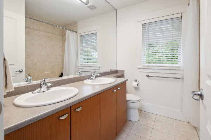 Photo 25 at 3322 W 40th Avenue, Dunbar, Vancouver West