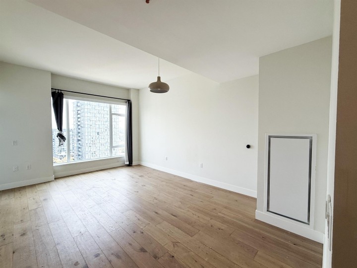 Photo 2 at 1702 - 8533 River District Crossing, South Marine, Vancouver East