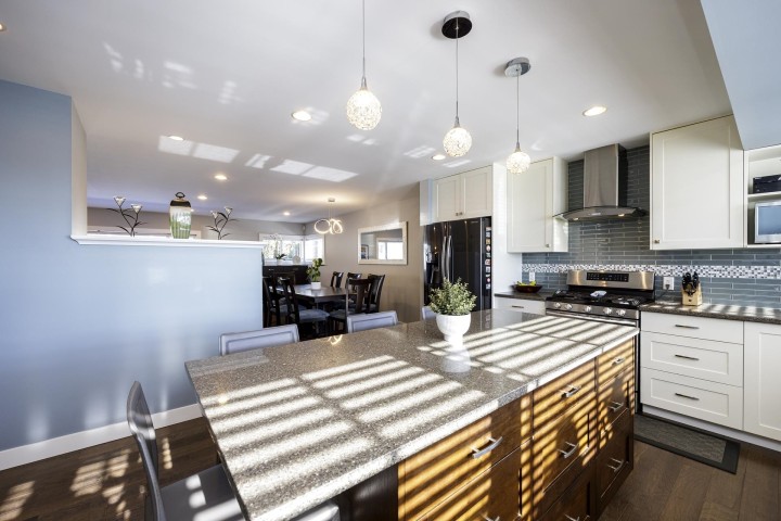 Photo 9 at 887 E 17th Street, Boulevard, North Vancouver