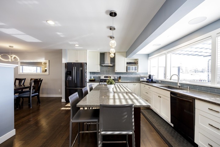 Photo 11 at 887 E 17th Street, Boulevard, North Vancouver