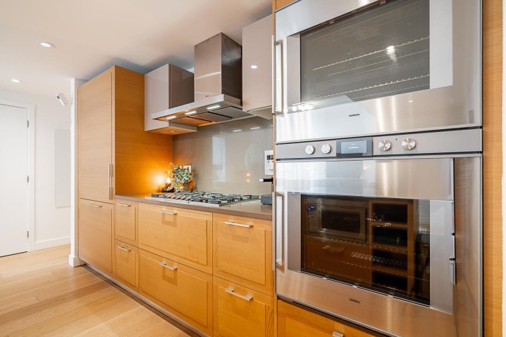 Photo 6 at 501 - 7228 Adera Street, South Granville, Vancouver West