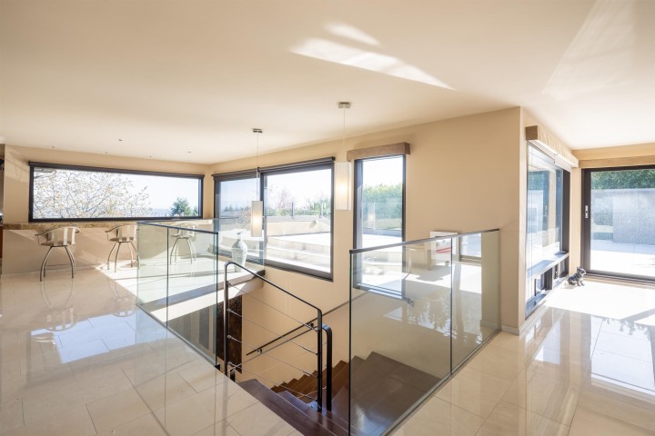 Photo 7 at 1109 Hillside Road, British Properties, West Vancouver