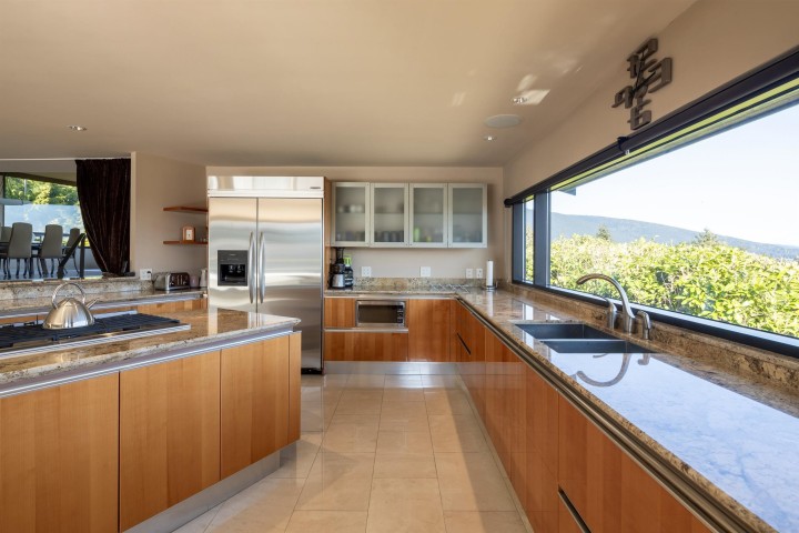 Photo 10 at 1109 Hillside Road, British Properties, West Vancouver