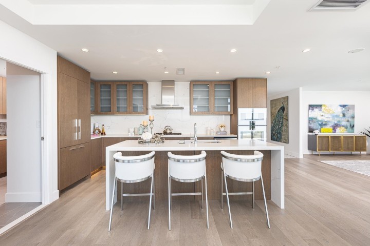 Photo 3 at 2201 - 1632 Lions Gate Lane, Pemberton NV, North Vancouver