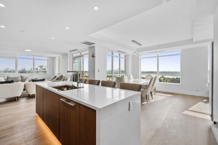 Photo 5 at 2201 - 1632 Lions Gate Lane, Pemberton NV, North Vancouver