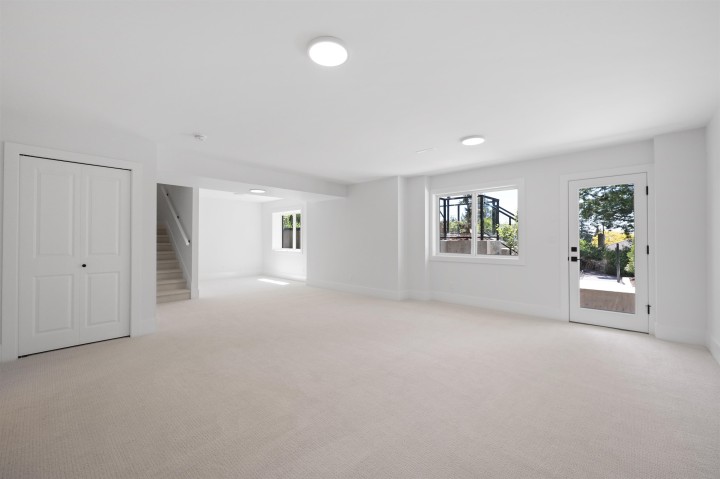 Photo 27 at 338 W 24th Street, Central Lonsdale, North Vancouver