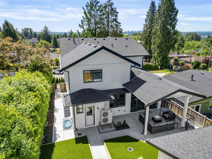 Photo 34 at 338 W 24th Street, Central Lonsdale, North Vancouver