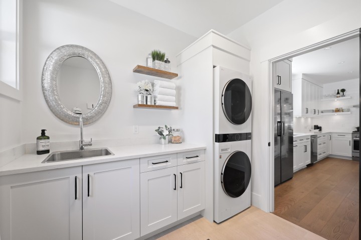 Photo 15 at 338 W 24th Street, Central Lonsdale, North Vancouver