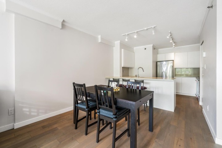 Photo 6 at 312 - 503 W 16th Avenue, Fairview VW, Vancouver West