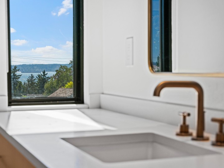 Photo 13 at 4701 South Piccadilly Road, Olde Caulfeild, West Vancouver