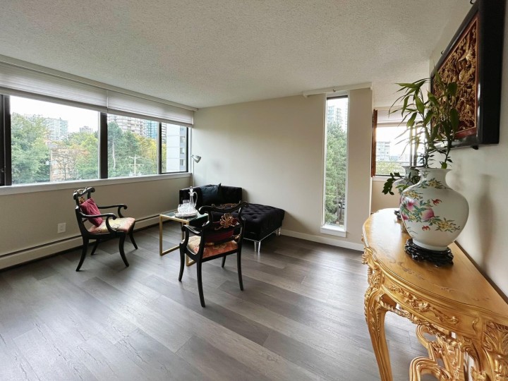 Photo 8 at 606 - 1740 Comox Street, West End VW, Vancouver West