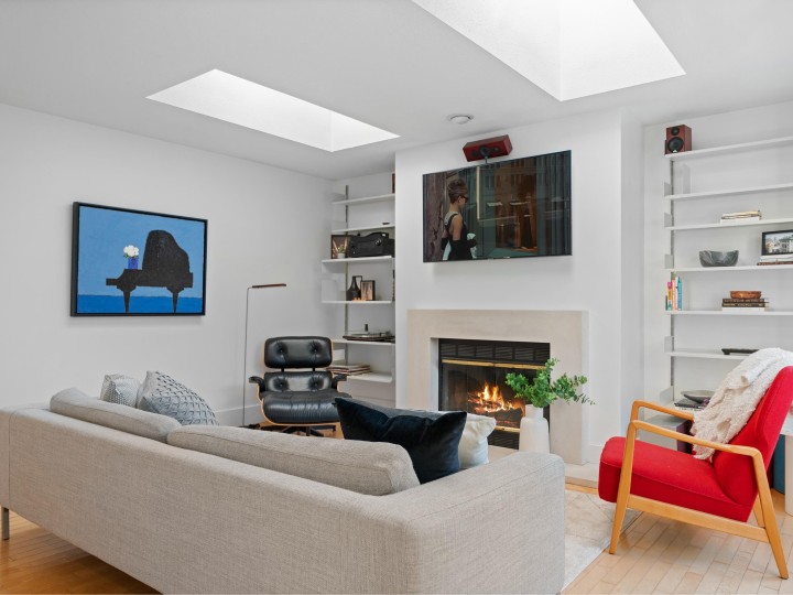 Photo 6 at 2343 W 7th Avenue, Kitsilano, Vancouver West