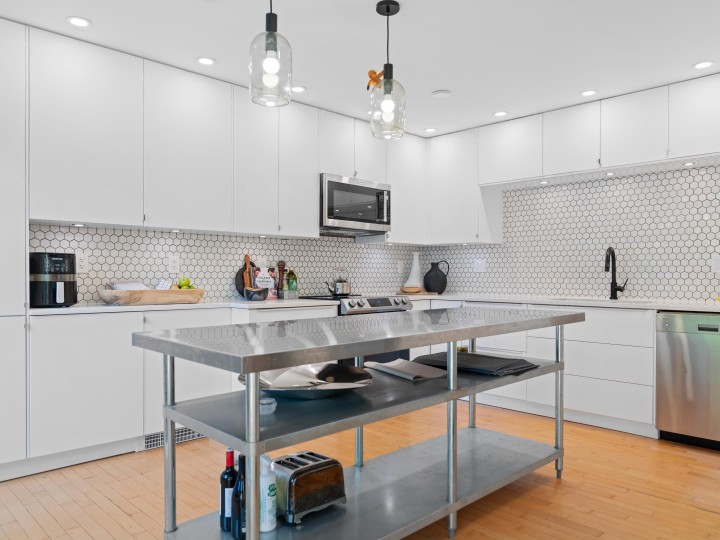 Photo 17 at 2343 W 7th Avenue, Kitsilano, Vancouver West