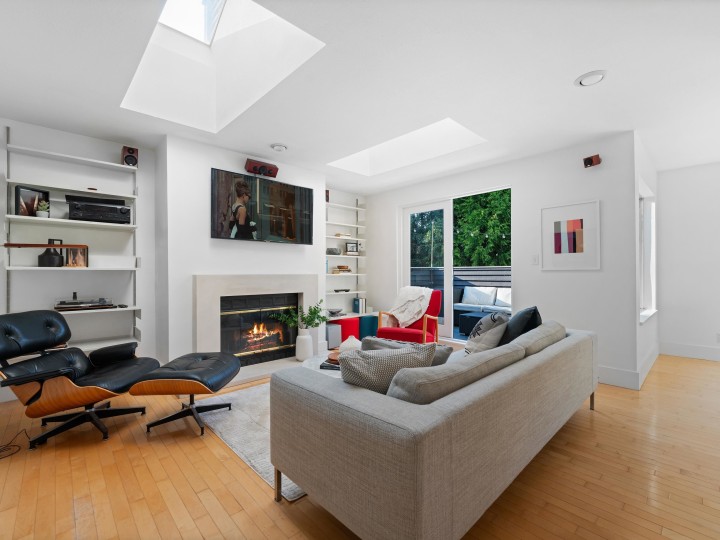 Photo 10 at 2343 W 7th Avenue, Kitsilano, Vancouver West