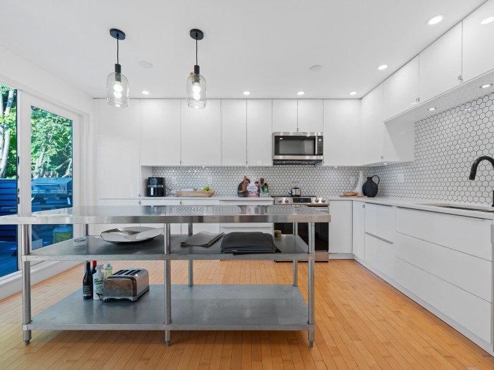 Photo 15 at 2343 W 7th Avenue, Kitsilano, Vancouver West