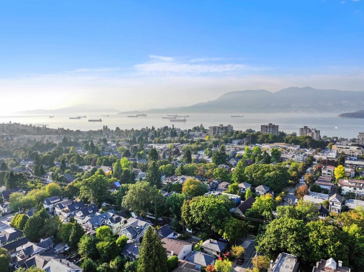 Photo 40 at 2343 W 7th Avenue, Kitsilano, Vancouver West