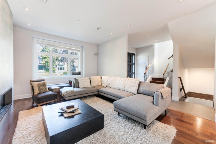 Photo 5 at 4698 W 11th Avenue, Point Grey, Vancouver West