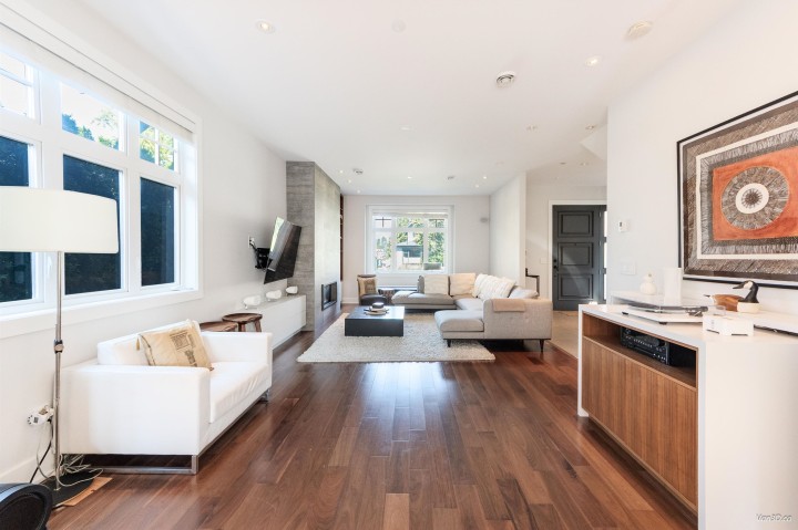 Photo 9 at 4698 W 11th Avenue, Point Grey, Vancouver West