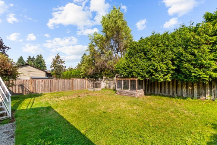 Photo 23 at 1728 Westover Road, Lynn Valley, North Vancouver