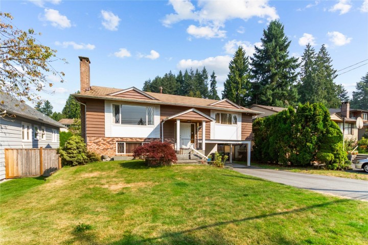 Photo 1 at 1728 Westover Road, Lynn Valley, North Vancouver
