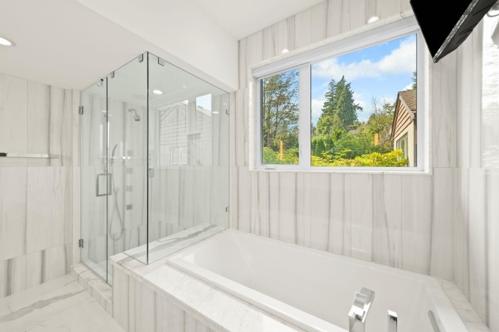 Photo 14 at 4623 W 4th Avenue, Point Grey, Vancouver West