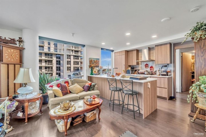 Photo 8 at 615 - 455 Sw Marine Drive, Marpole, Vancouver West