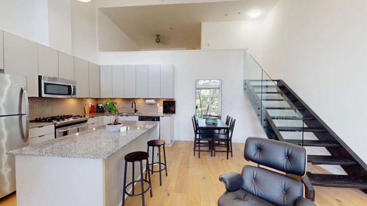 Photo 6 at 2727 Sophia Street, Mount Pleasant VE, Vancouver East