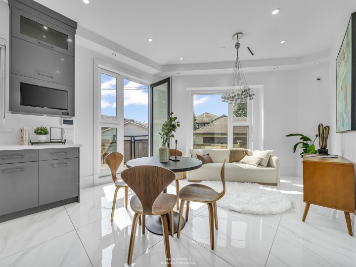 Photo 11 at 90 W 27th Avenue, Cambie, Vancouver West