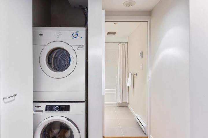 Photo 17 at 507 - 168 Powell Street, Downtown VE, Vancouver East