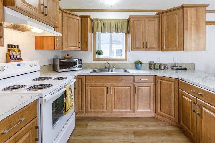 Photo 6 at 222 Tyee Drive, Park Royal, West Vancouver