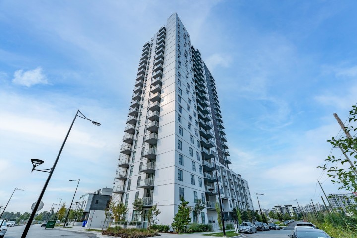 Photo 1 at 324 - 3430 E Kent Avenue, South Marine, Vancouver East