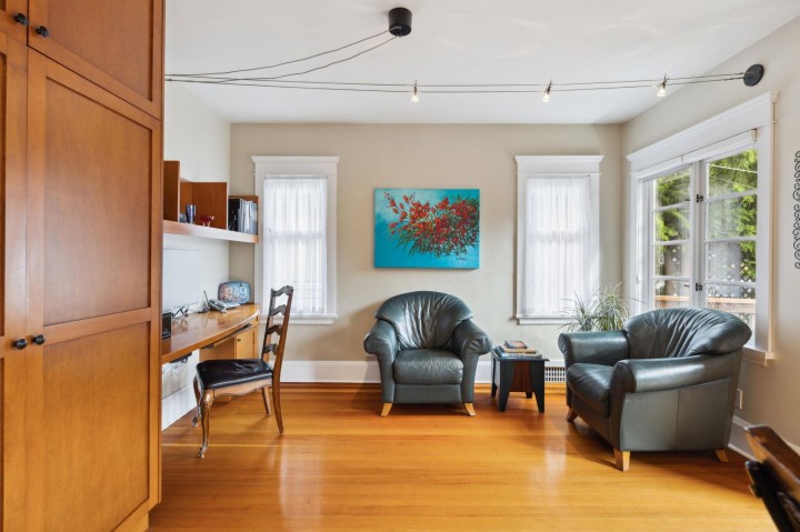 Photo 12 at 349 E 24th Street, Central Lonsdale, North Vancouver