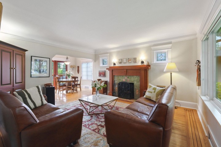 Photo 4 at 349 E 24th Street, Central Lonsdale, North Vancouver