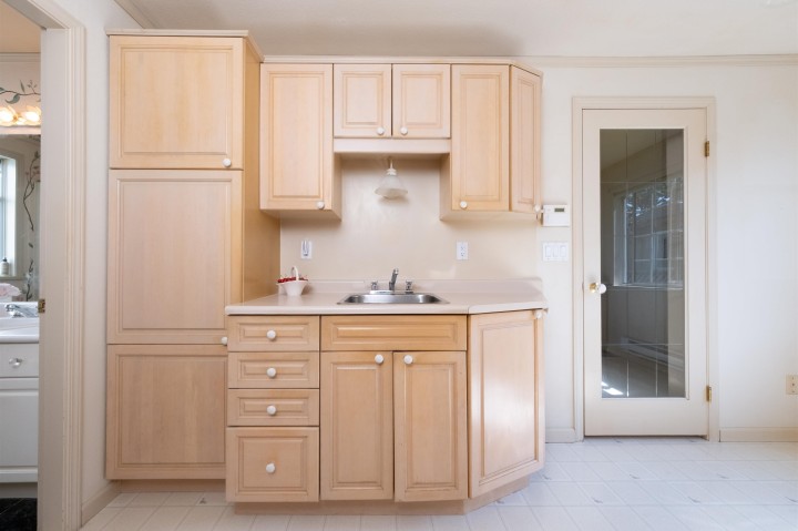 Photo 14 at 5020 Moss Street, Collingwood VE, Vancouver East