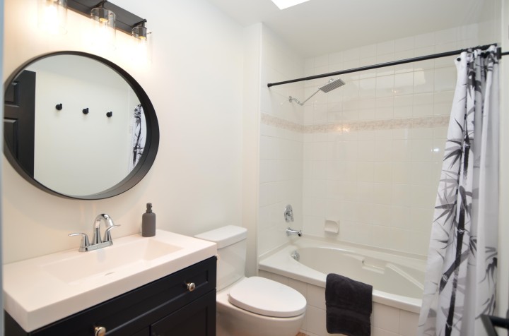 Photo 16 at 404 - 3638 Rae Avenue, Collingwood VE, Vancouver East