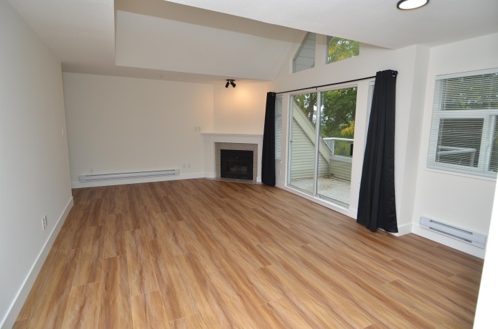 Photo 12 at 404 - 3638 Rae Avenue, Collingwood VE, Vancouver East