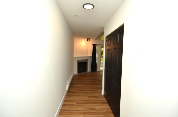 Photo 8 at 404 - 3638 Rae Avenue, Collingwood VE, Vancouver East