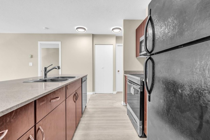 Photo 3 at 1008 - 933 Hornby Street, Downtown VW, Vancouver West