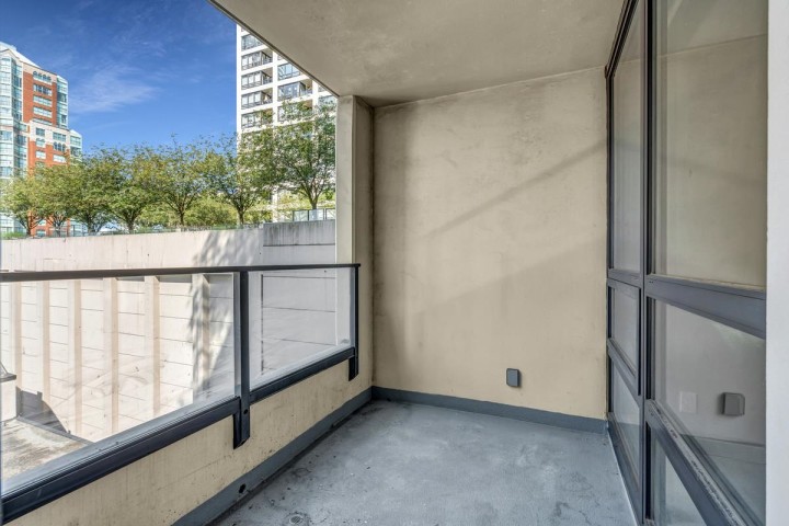 Photo 24 at 1008 - 933 Hornby Street, Downtown VW, Vancouver West