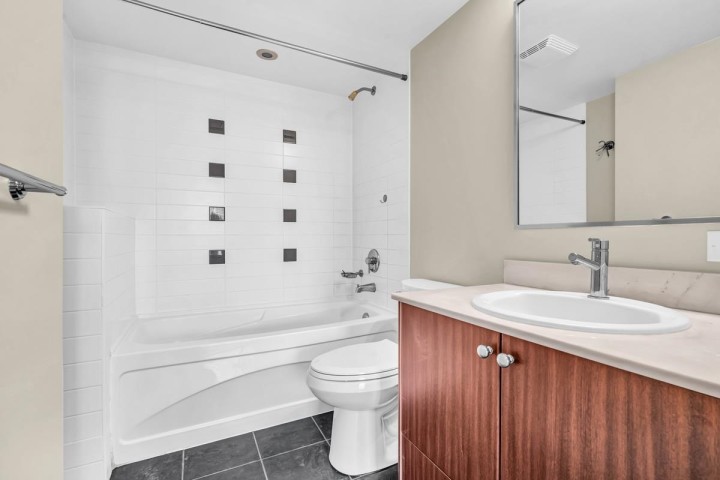 Photo 11 at 1008 - 933 Hornby Street, Downtown VW, Vancouver West