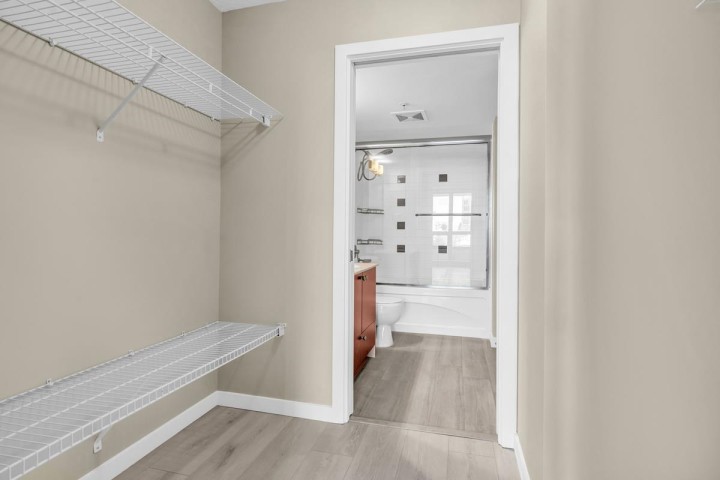 Photo 8 at 1008 - 933 Hornby Street, Downtown VW, Vancouver West