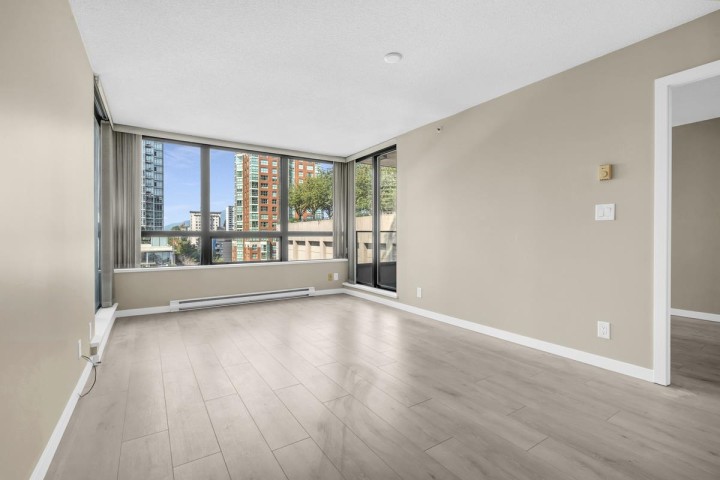 Photo 21 at 1008 - 933 Hornby Street, Downtown VW, Vancouver West