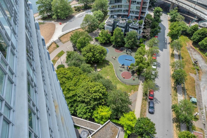 Photo 23 at 2007 - 918 Cooperage Way, Yaletown, Vancouver West