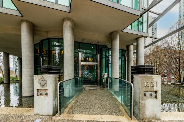 Photo 4 at 509 - 1331 West Georgia Street, Coal Harbour, Vancouver West