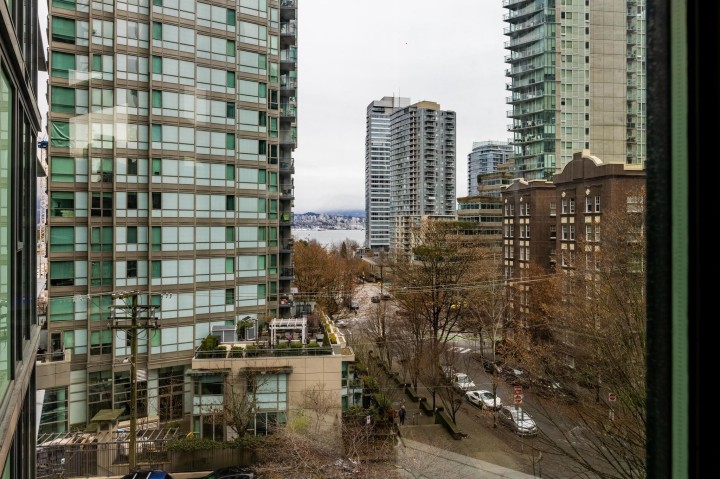 Photo 21 at 509 - 1331 West Georgia Street, Coal Harbour, Vancouver West