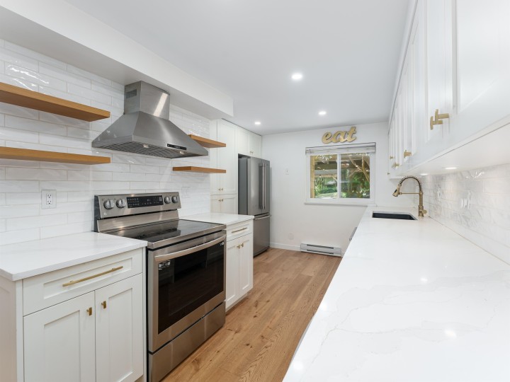 Photo 3 at 8144 Riel Place, Champlain Heights, Vancouver East