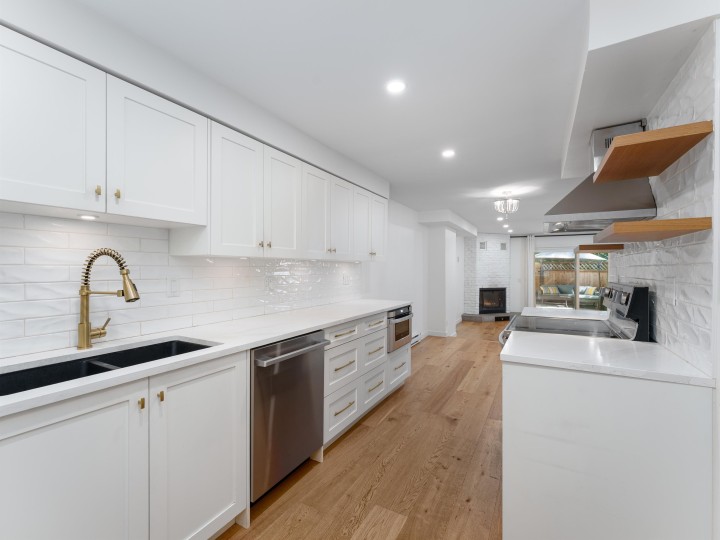 Photo 5 at 8144 Riel Place, Champlain Heights, Vancouver East