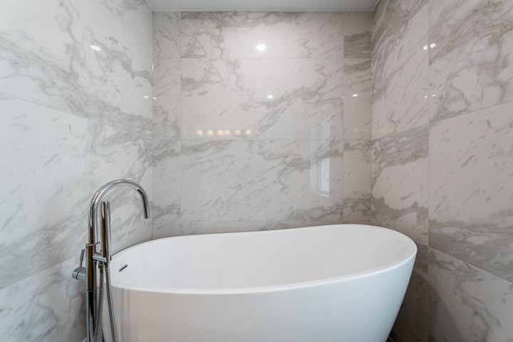 Photo 27 at 11 - 2425 Edgemont Boulevard, Mosquito Creek, North Vancouver