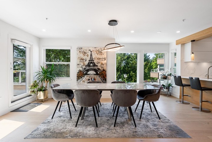 Photo 13 at 11 - 2425 Edgemont Boulevard, Mosquito Creek, North Vancouver